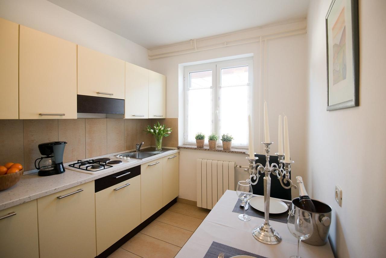 Apartments Sandra Poreč Eksteriør billede